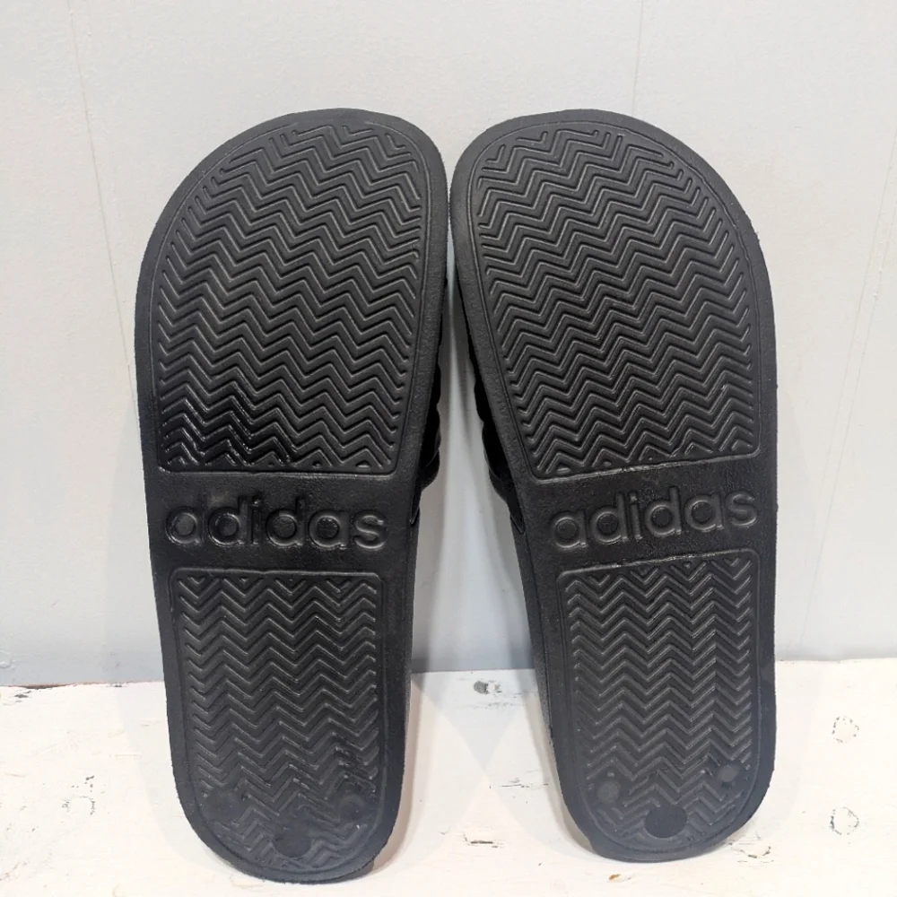 Adidas Adilette Shower‎ Slides Black On Black Mens 9 Womens 10